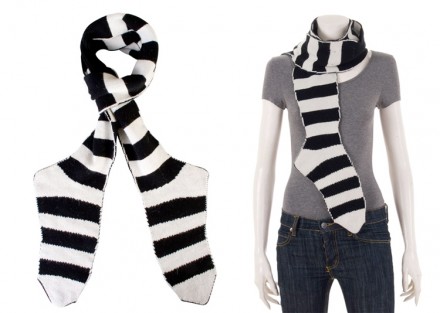 KIND - Black & White Sock Scarf